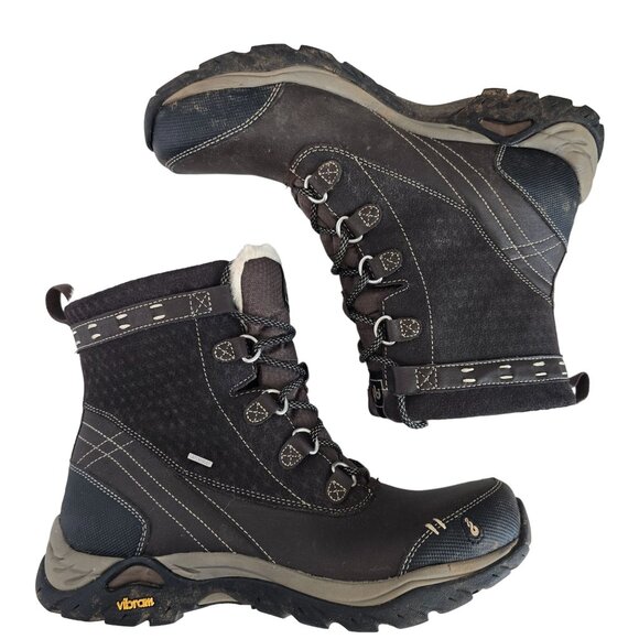 Ahnu Shoes - Women's Twain Harte Insulated hiking Boot faux fur interior vibram sole size 9.5